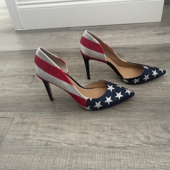 INC International Concepts Red and White & Blue Stiletto Heels - Size 8 - Picture 3 of 6
